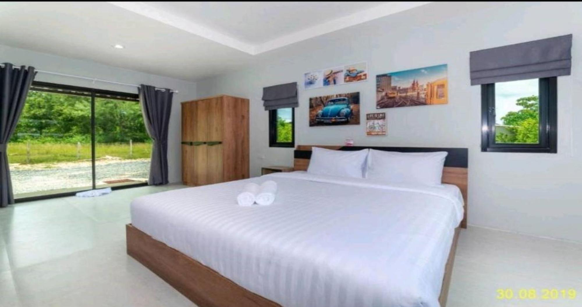 Malinee Resort Bang Tao Beach  Exteriör bild