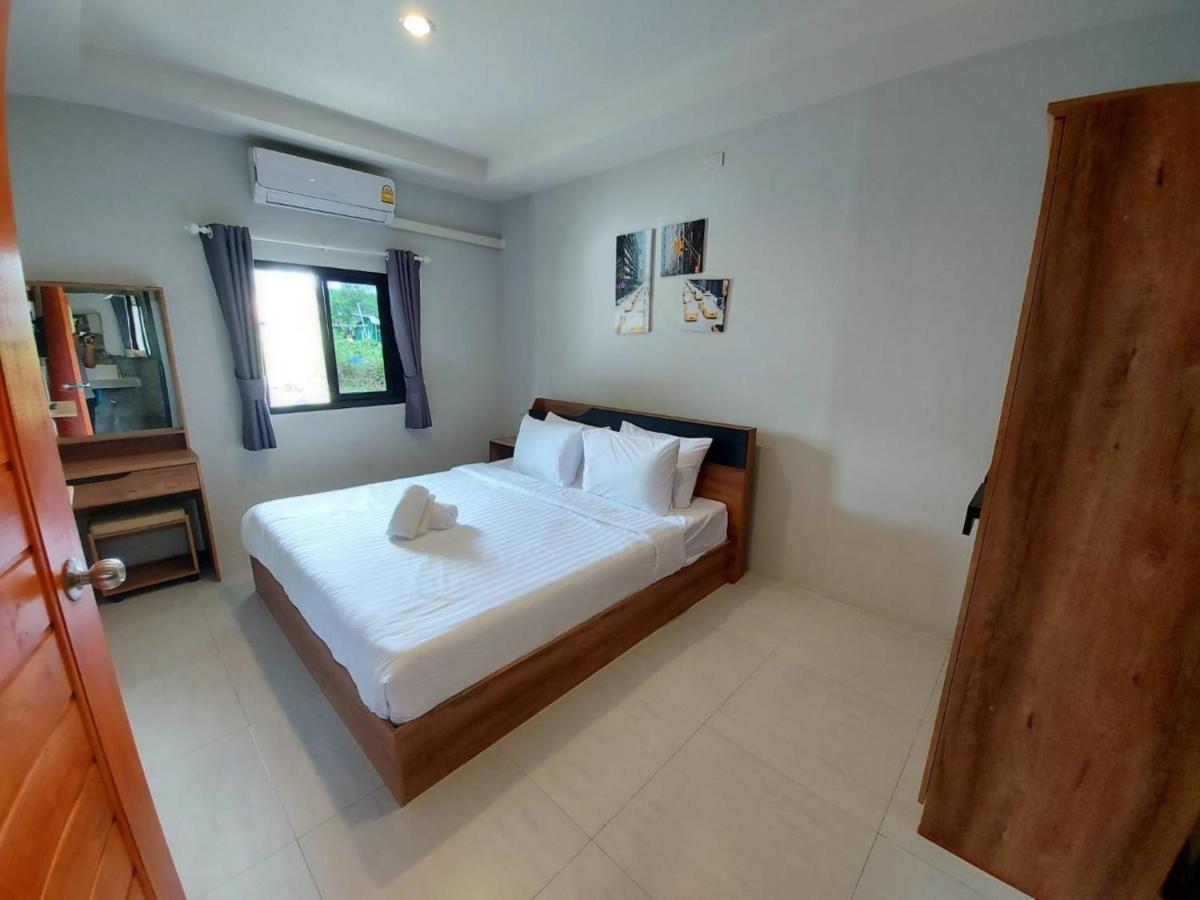 Malinee Resort Bang Tao Beach  Exteriör bild