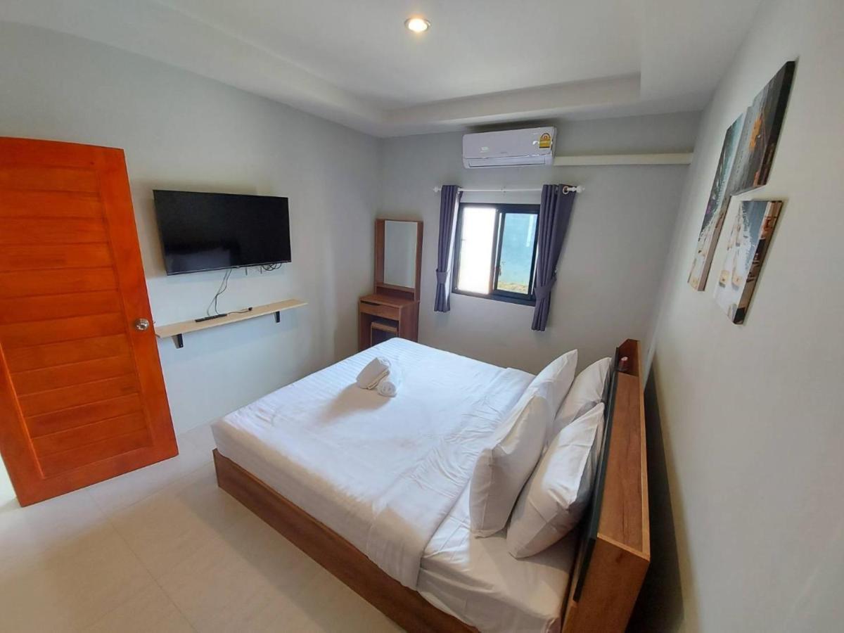 Malinee Resort Bang Tao Beach  Exteriör bild