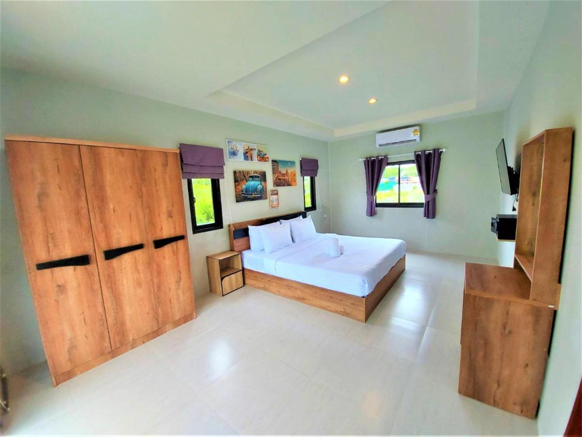 Malinee Resort Bang Tao Beach  Exteriör bild